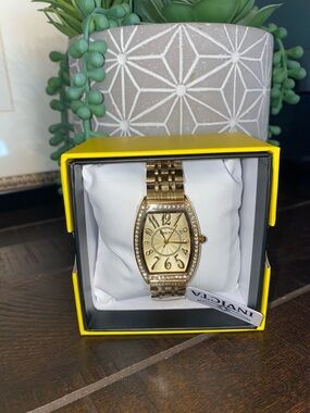 Invicta 69266 Wildflower Petal Gold-Tone Crystal Tonneau Bracelet Watch NIB